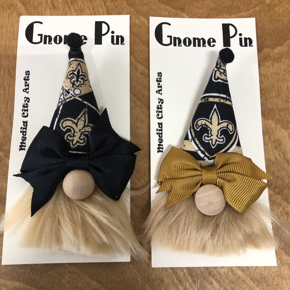 New Orleans Saints Gnome Pin Brooch NFL Gift Guide Handmade Bow Magnetic